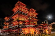 Buddha Tooth Relic Temple at Night