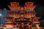 Buddha Tooth Relic Temple at Night